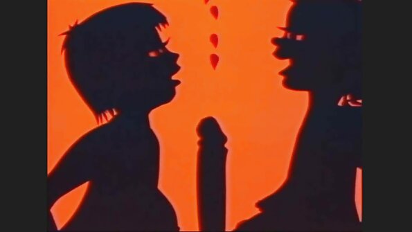 פאקינג סרטי סקס חינם לצפיה שתי זוממות חורבות סשה ודנה עם שלושה שחורים אכזריים.