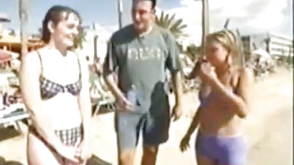 בעל מזיין את סקס חינם לצפייה ישירה אשתו.