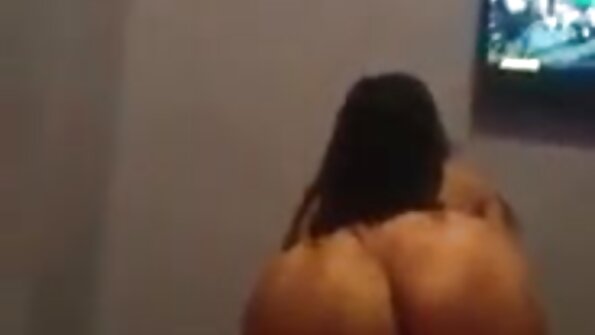 סמנתה סרטי פורנו לצפיה ישירה חינם החליטה לקיים יחסי מין עם זר אירופאי.